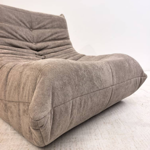 Niedriger Lounge-Sessel aus Wildleder | DREAMOA