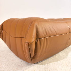 Niedriger gefalteter Ottoman aus Leder | DREAMOA