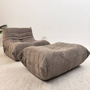 Niedriger Lounge-Sessel und Ottoman aus Wildleder | DREAMOA