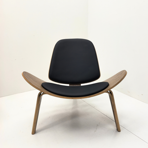 Schalenstuhl – Bugholz-Loungesessel aus Leder | DREAMOA