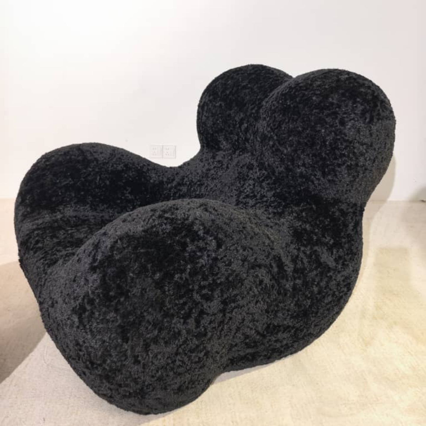 up chair teddy noir