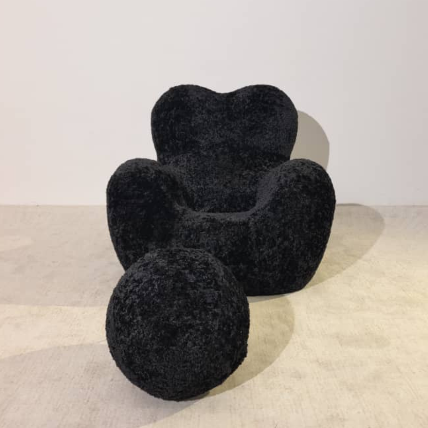 up chair teddy noir