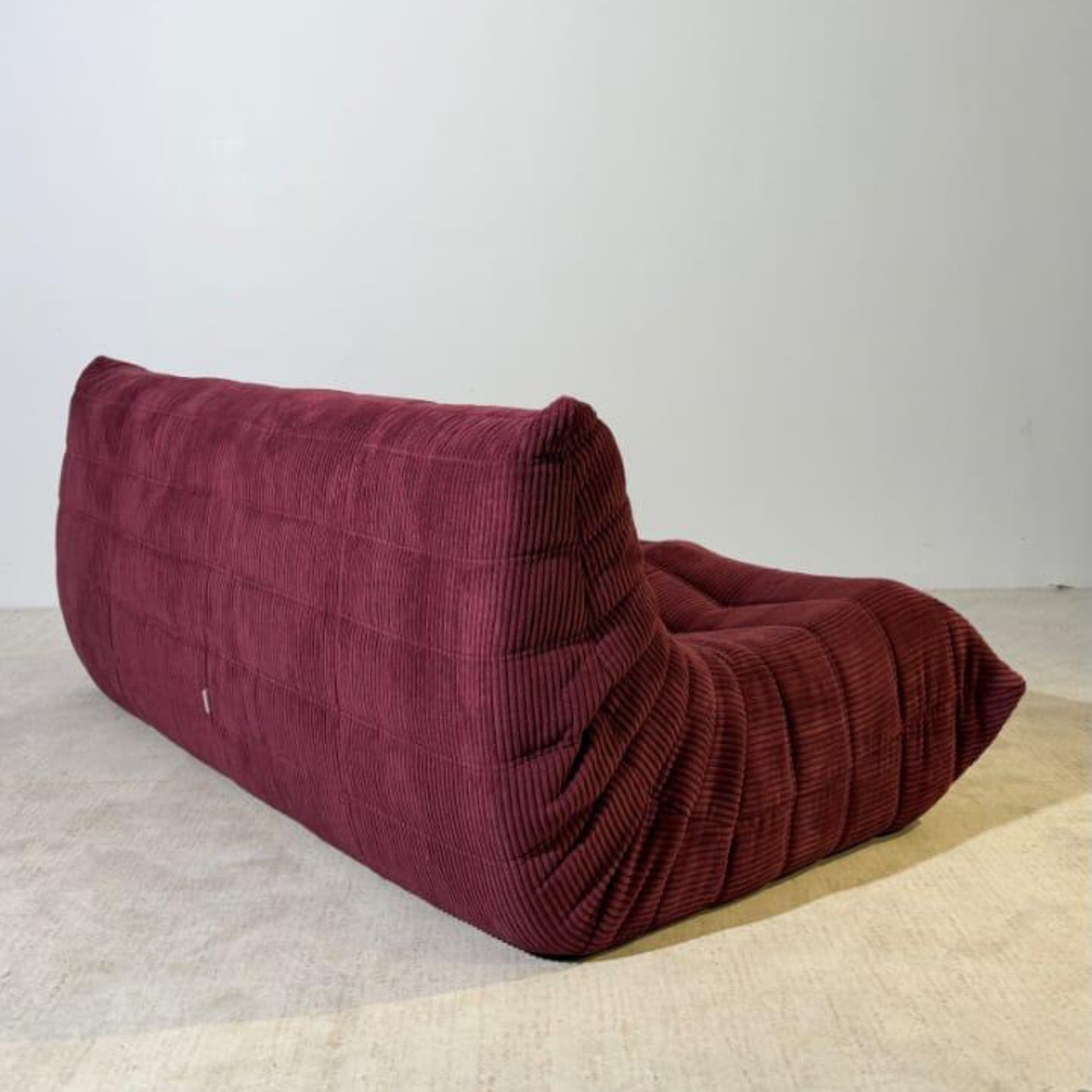 low sofa bordeaux set