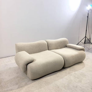 Lemmy Sofa – Zeitgenössisches Polstersofa | DREAMOA