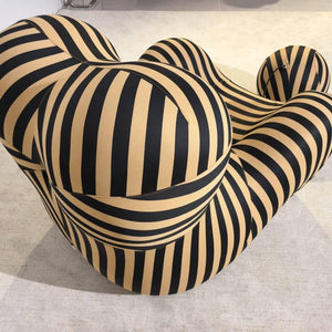 Mama Design Chair – Skulpturaler Akzent-Sessel | DREAMOA