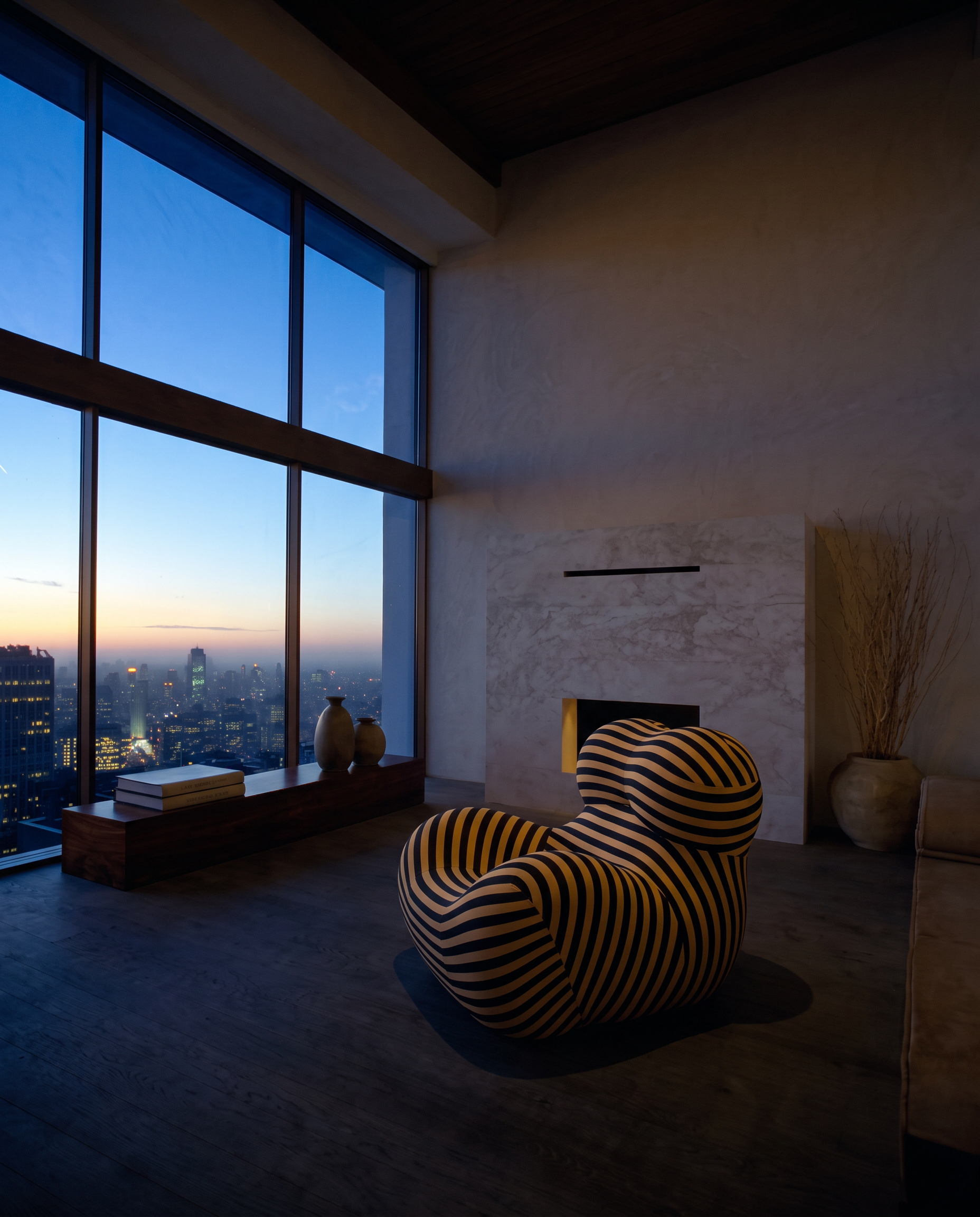 Mama Design Chair – Skulpturaler Akzent-Sessel | DREAMOA
